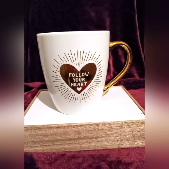 New Follow your heart metallic gold coffee/tea cup - Picture 1 of 5